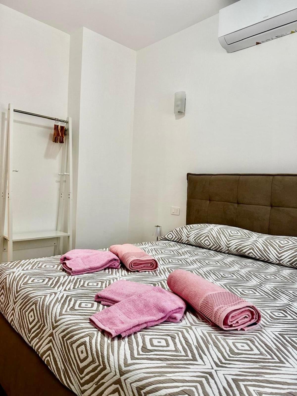 Apartment Casa Mila Pink